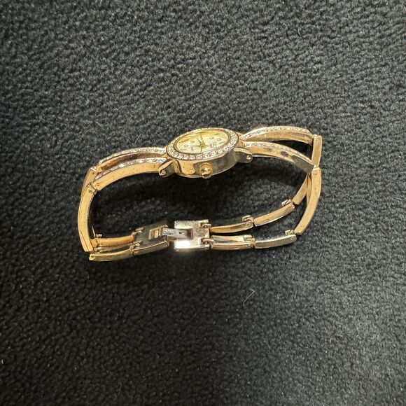 Figaro Couture Quartz Wrist Watch Rhinestone Round Dial Gold Tone Band TImepiece - Picture 6 of 8